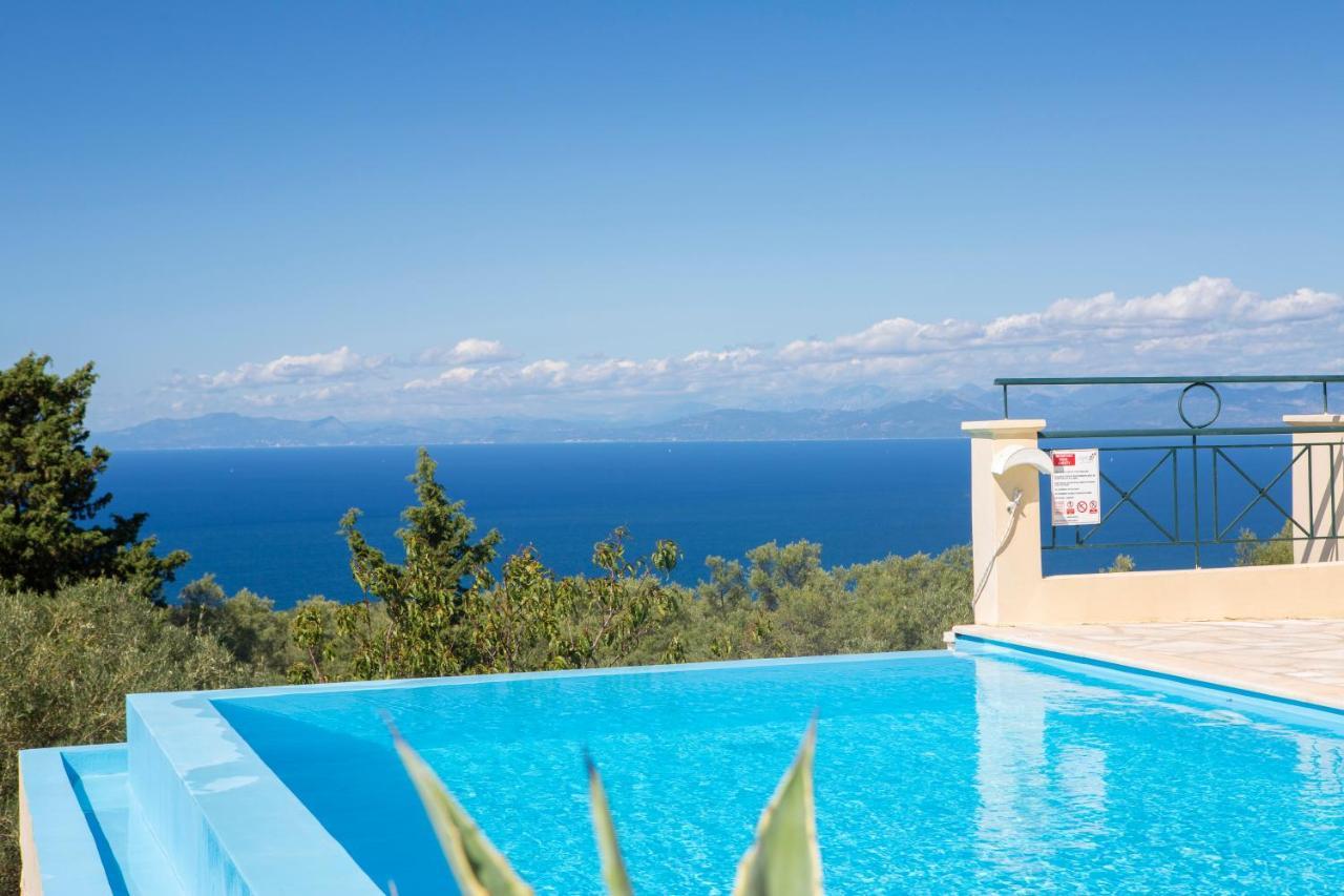 Villa Belvedere Rosa ซูกาเลดส์ ภายนอก รูปภาพ