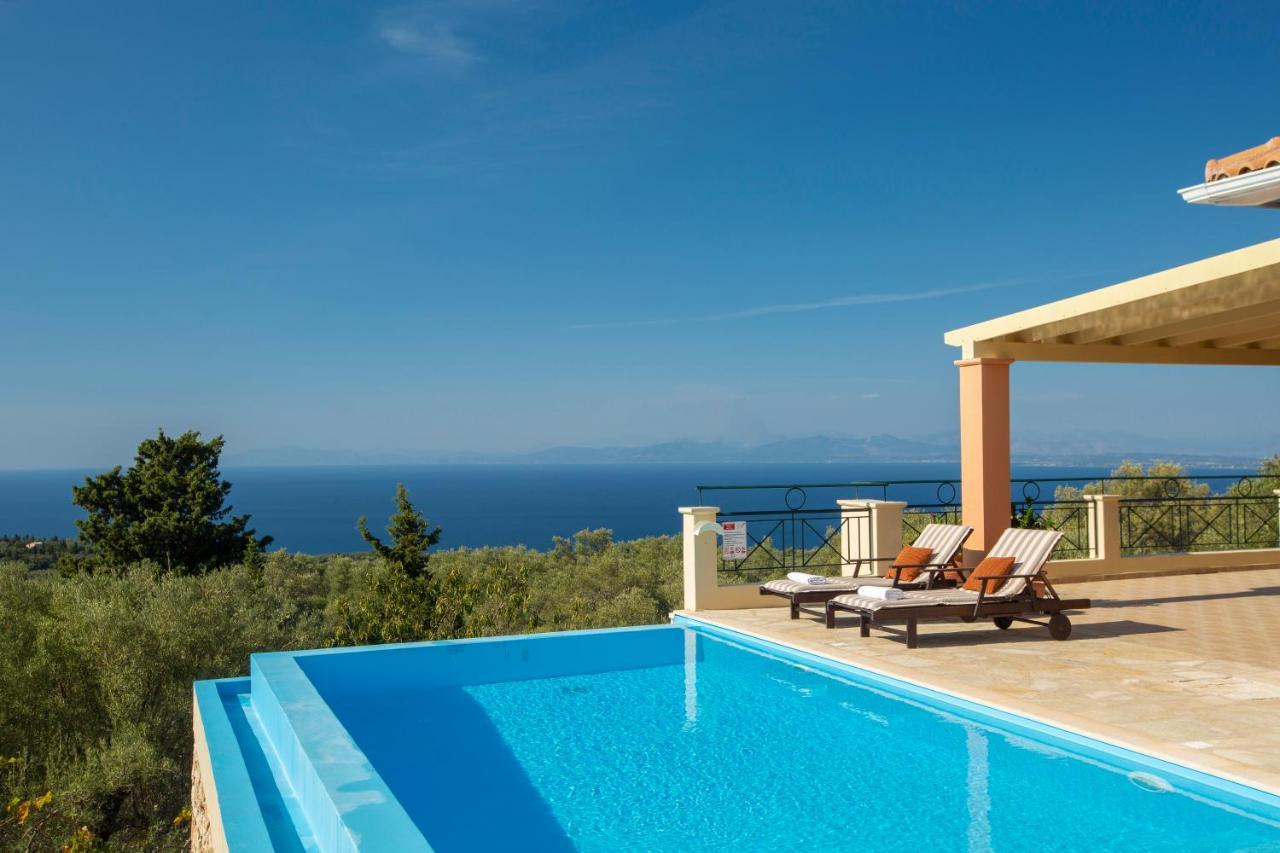 Villa Belvedere Rosa ซูกาเลดส์ ภายนอก รูปภาพ