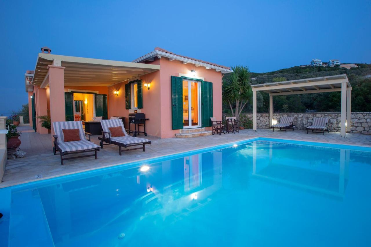 Villa Belvedere Rosa ซูกาเลดส์ ภายนอก รูปภาพ