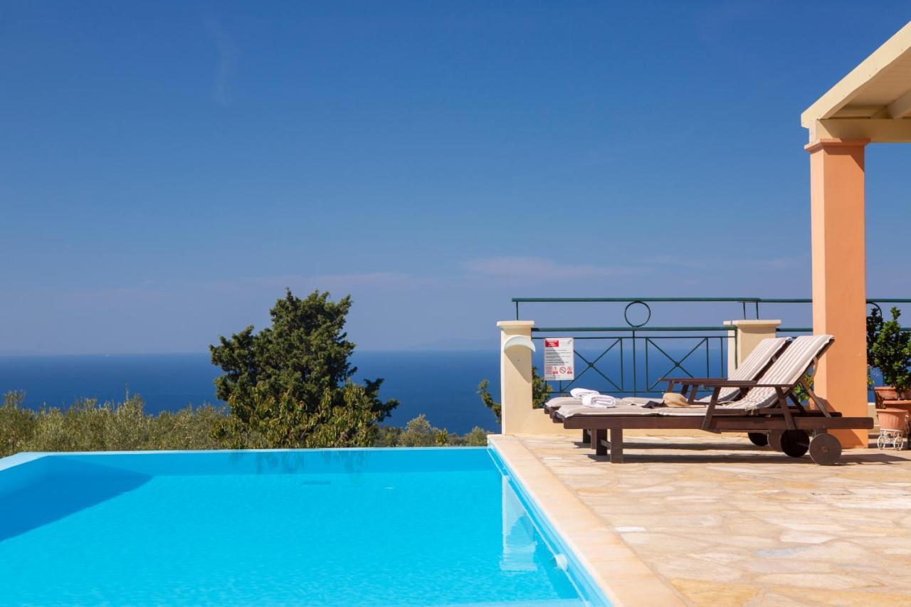 Villa Belvedere Rosa ซูกาเลดส์ ภายนอก รูปภาพ