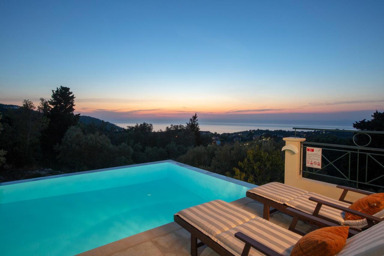 Villa Belvedere Rosa ซูกาเลดส์ ภายนอก รูปภาพ