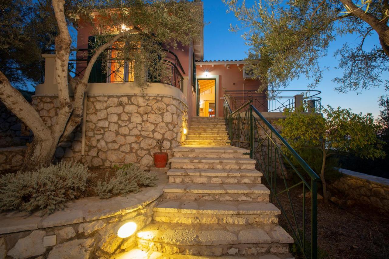 Villa Belvedere Rosa ซูกาเลดส์ ภายนอก รูปภาพ