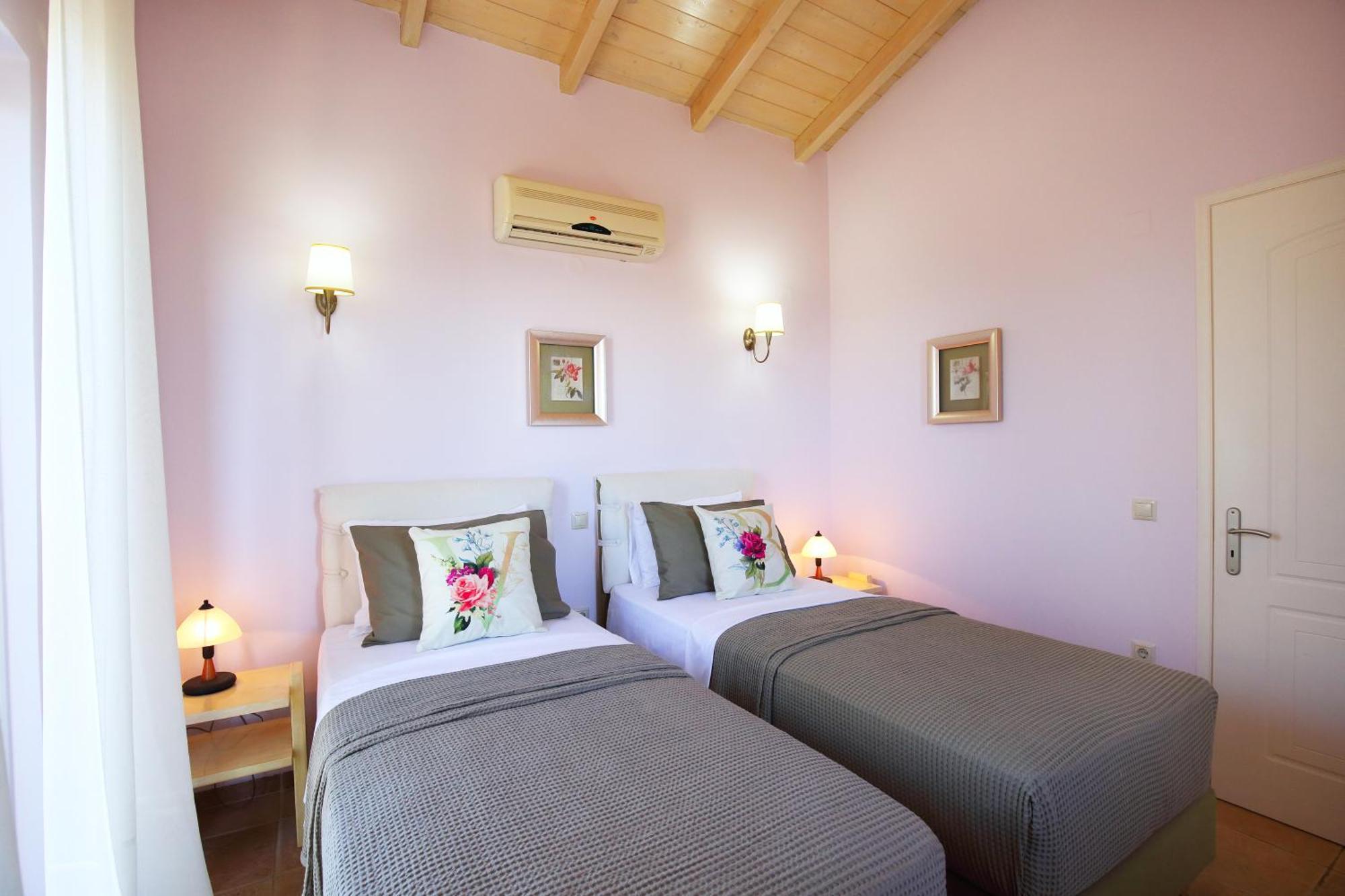 Villa Belvedere Rosa ซูกาเลดส์ ภายนอก รูปภาพ