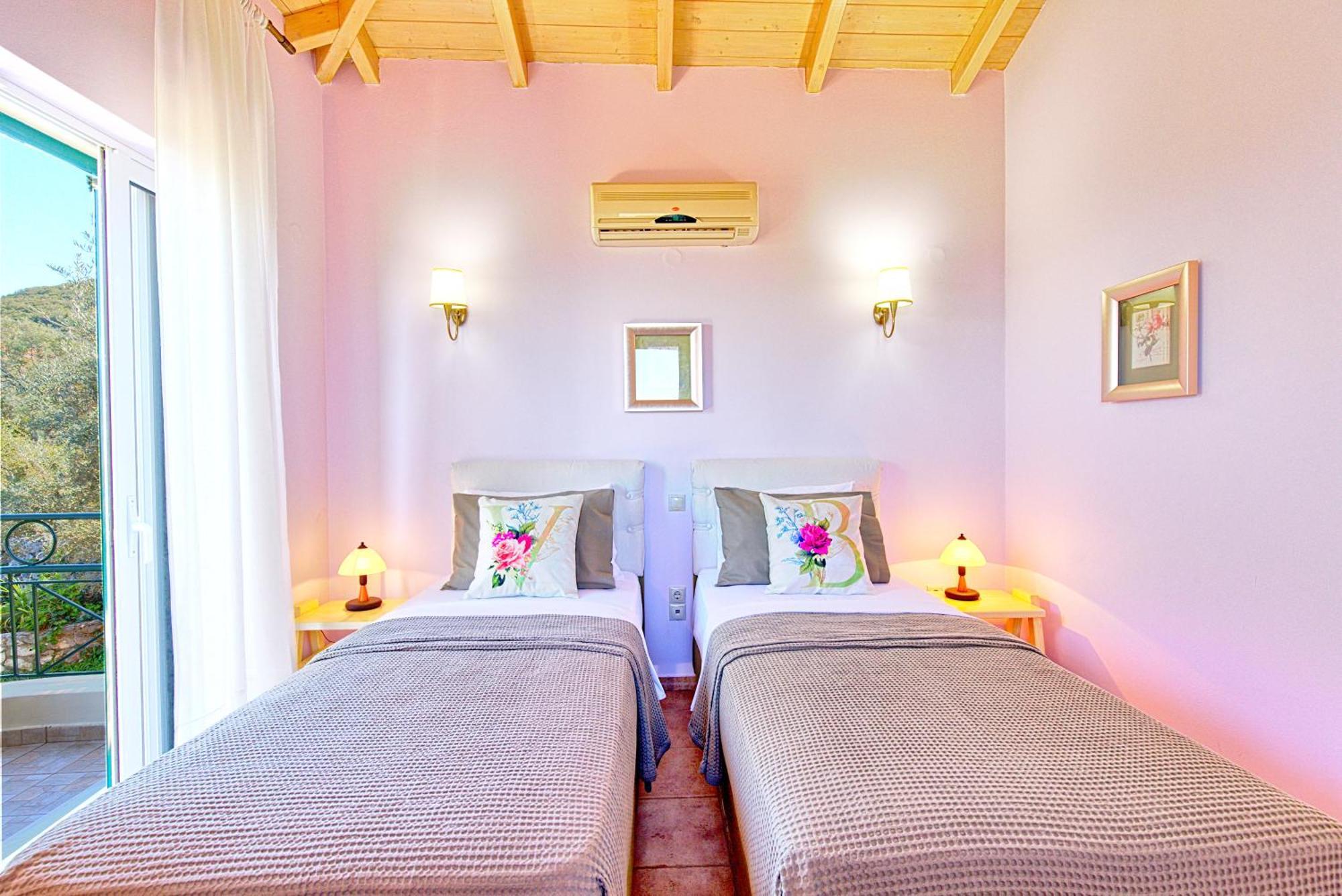 Villa Belvedere Rosa ซูกาเลดส์ ภายนอก รูปภาพ